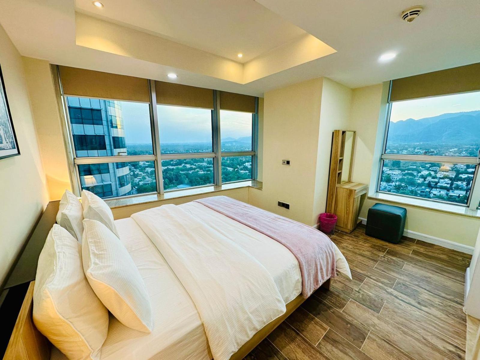 Centaurus Apartment Iszlámábád Kültér fotó